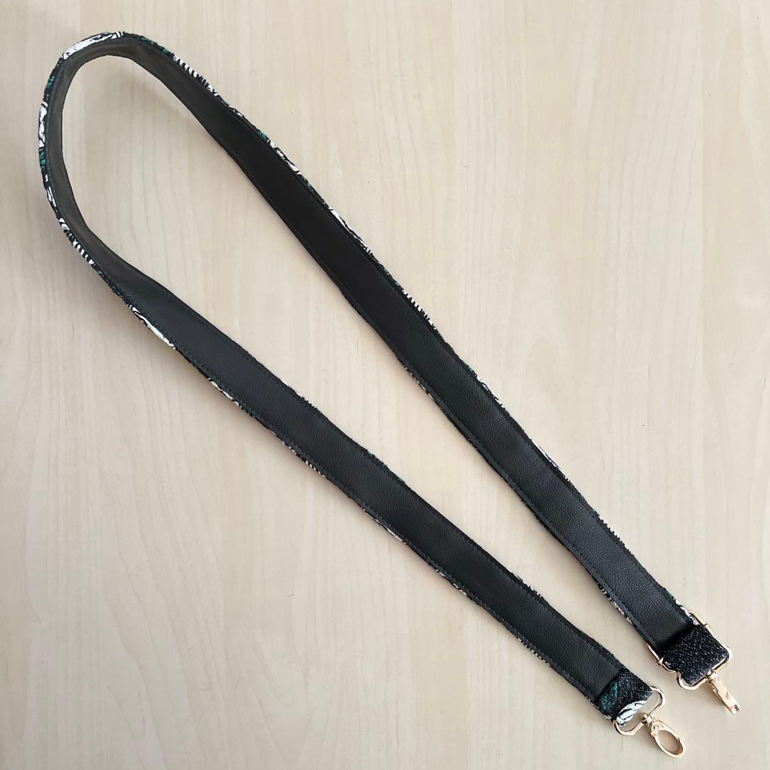 ミナペルホネンの&本革　rosy ストラップ／ショルダーベルトSS512-172