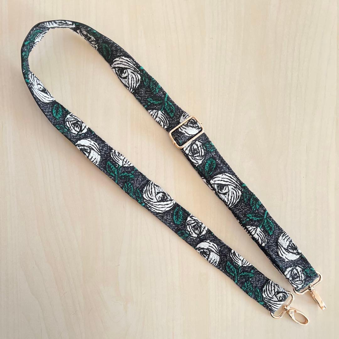 ミナペルホネンの&本革　rosy ストラップ／ショルダーベルトSS512-172