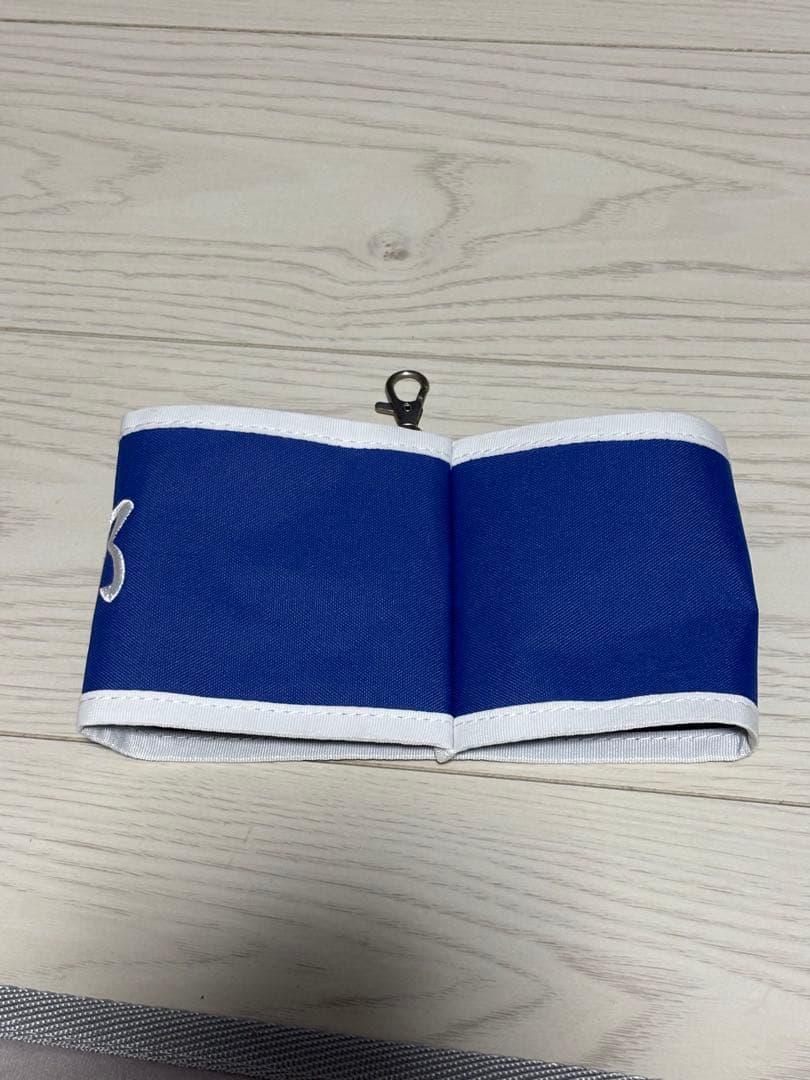 新しい学校のリーダーズ 腕章