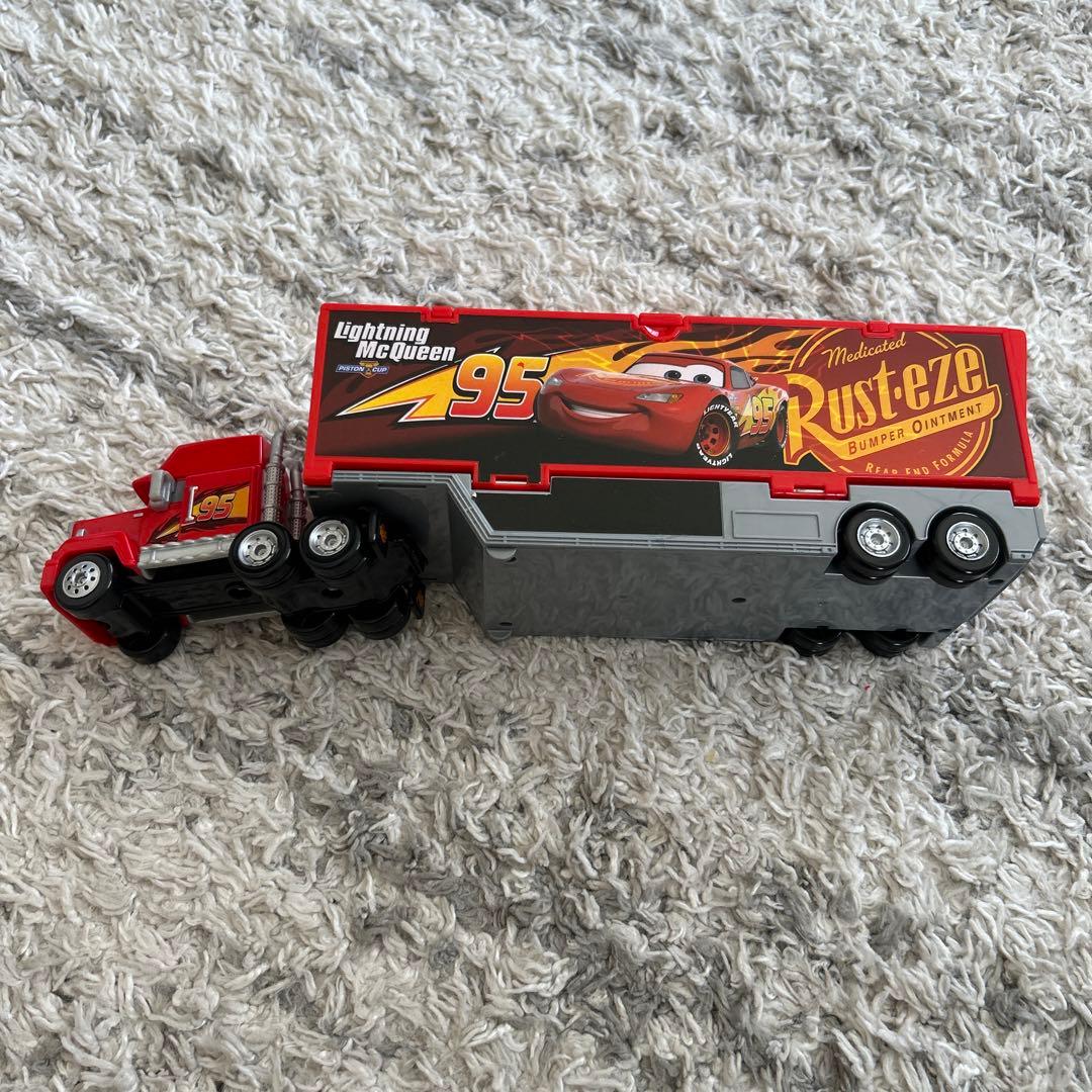 カーズ トミカ ならべて全員発車！シューターマック（廃盤品）