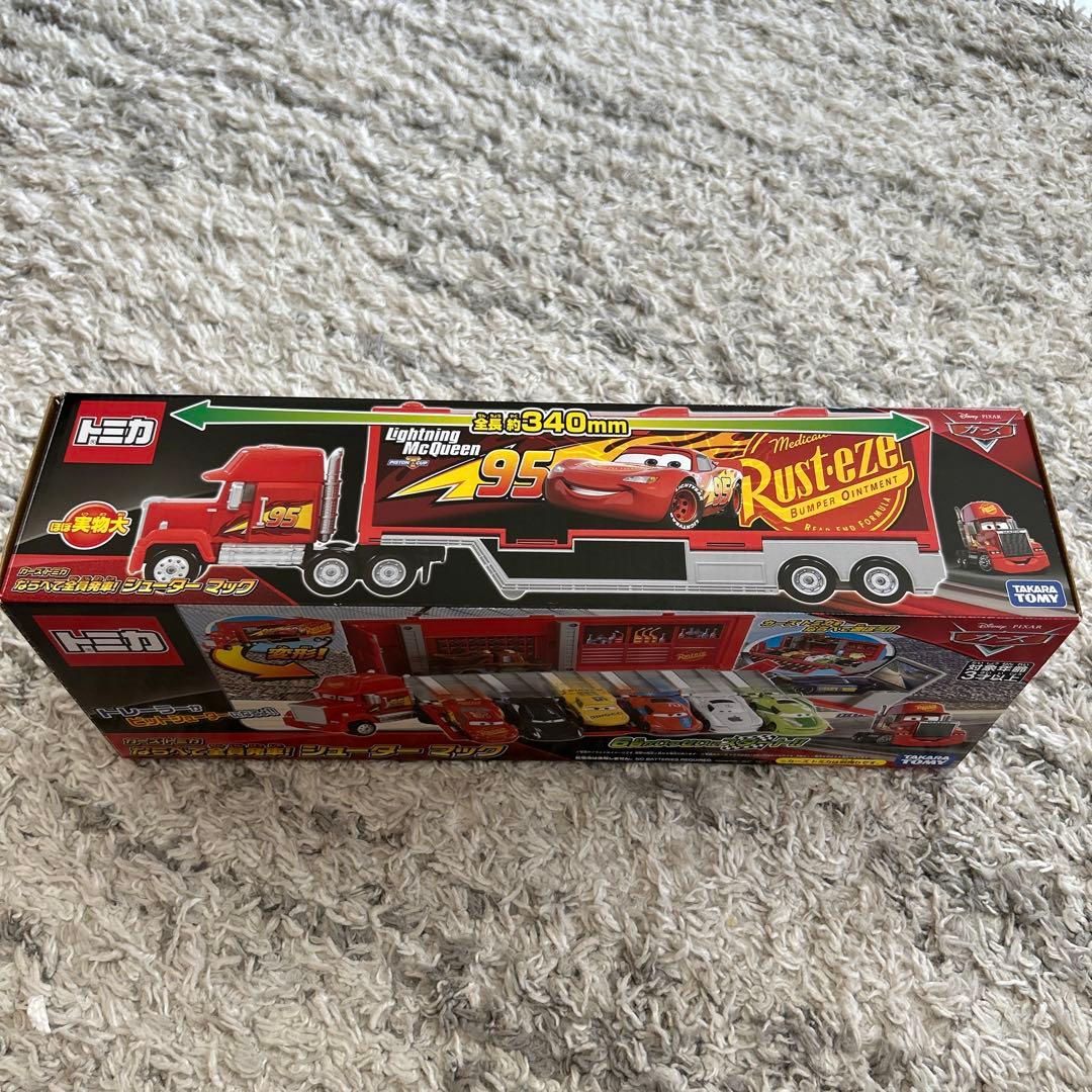 カーズ トミカ ならべて全員発車！シューターマック（廃盤品）