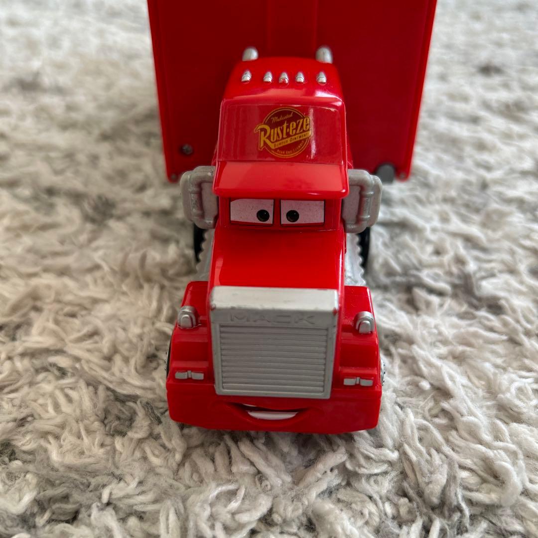 カーズ トミカ ならべて全員発車！シューターマック（廃盤品）