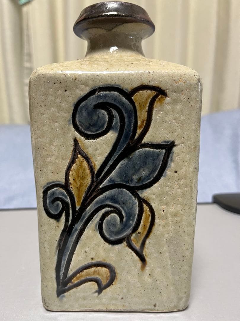 【断捨離】　金城敏男　魚文花瓶　壺屋焼やちむん　金城次郎長男