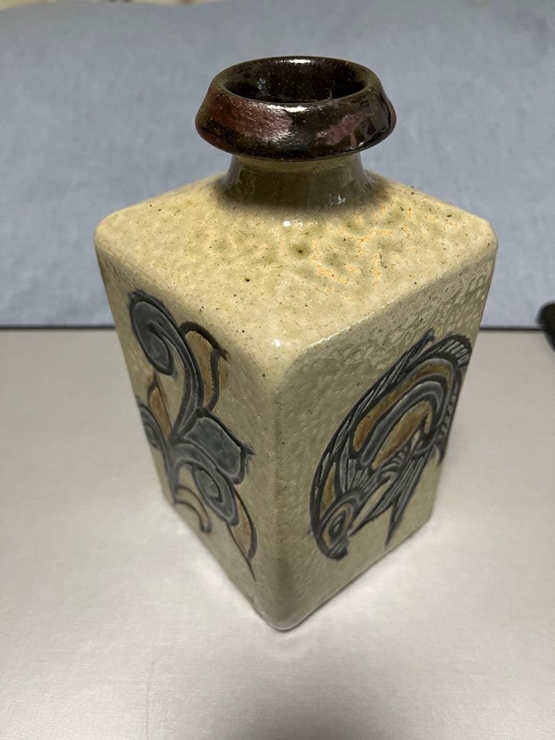 【断捨離】　金城敏男　魚文花瓶　壺屋焼やちむん　金城次郎長男