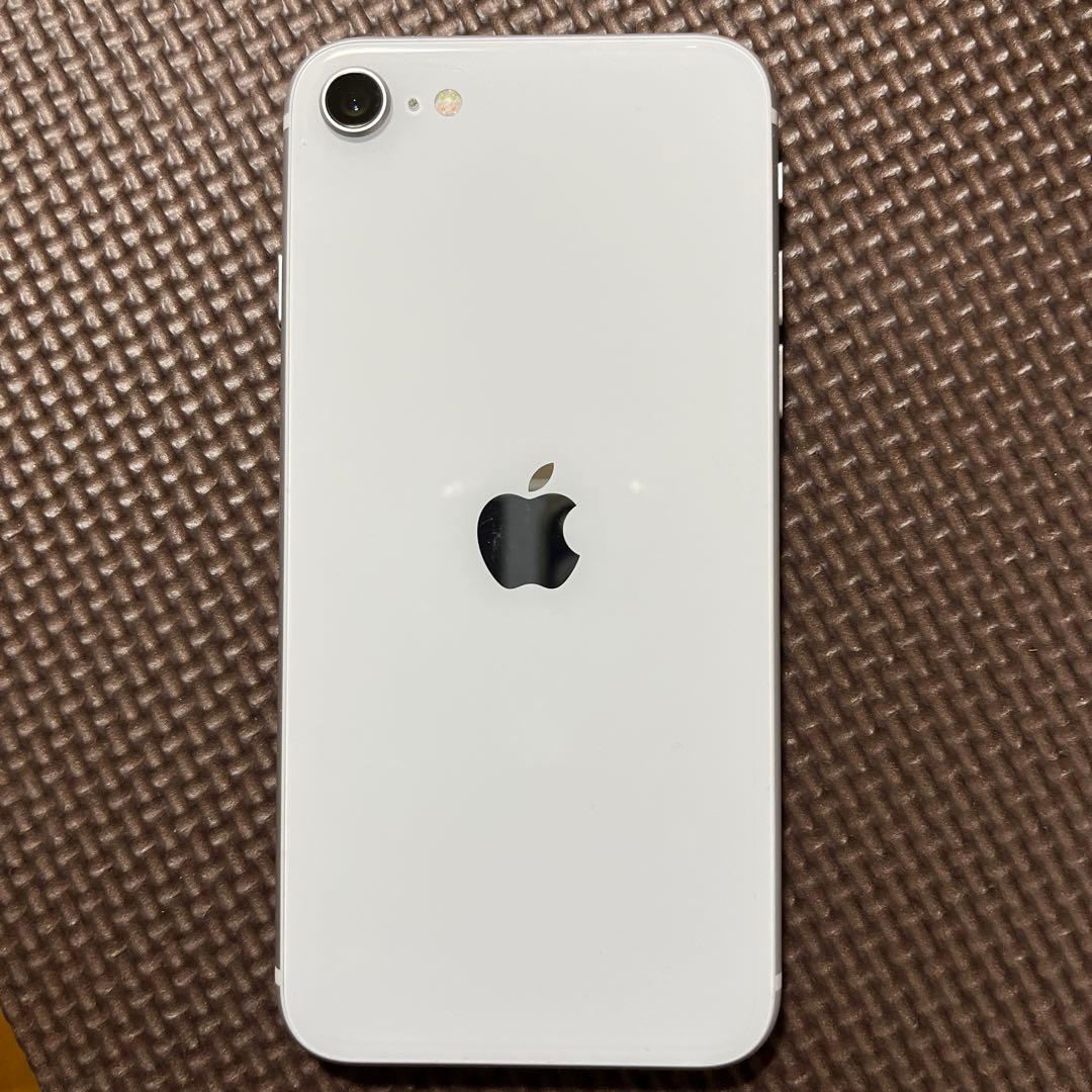 iphone SE 64 GB simフリーiPhone本体のみ