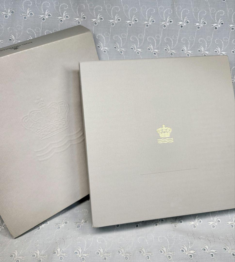 未使用✨ロイヤルコペンハーゲン イヤープレート 2021年 飾り皿 小鳥 箱付