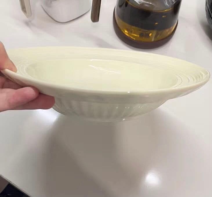 クリーム色 リブデザイン 平皿