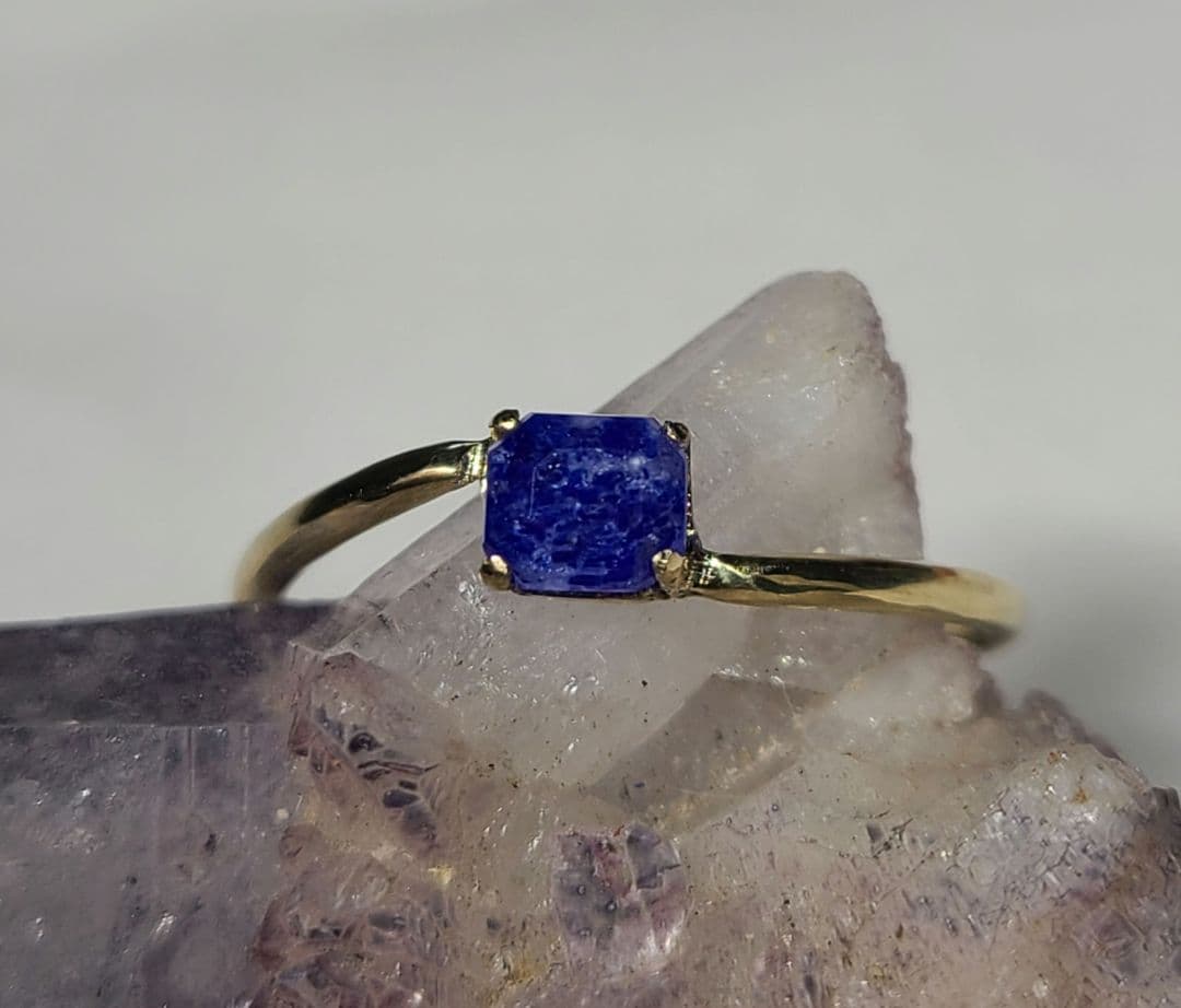 希少な青い宝石!★ラズライトインソーダライトリング10金★