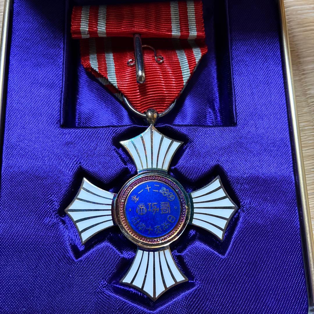 日本赤十字社　金色有功章