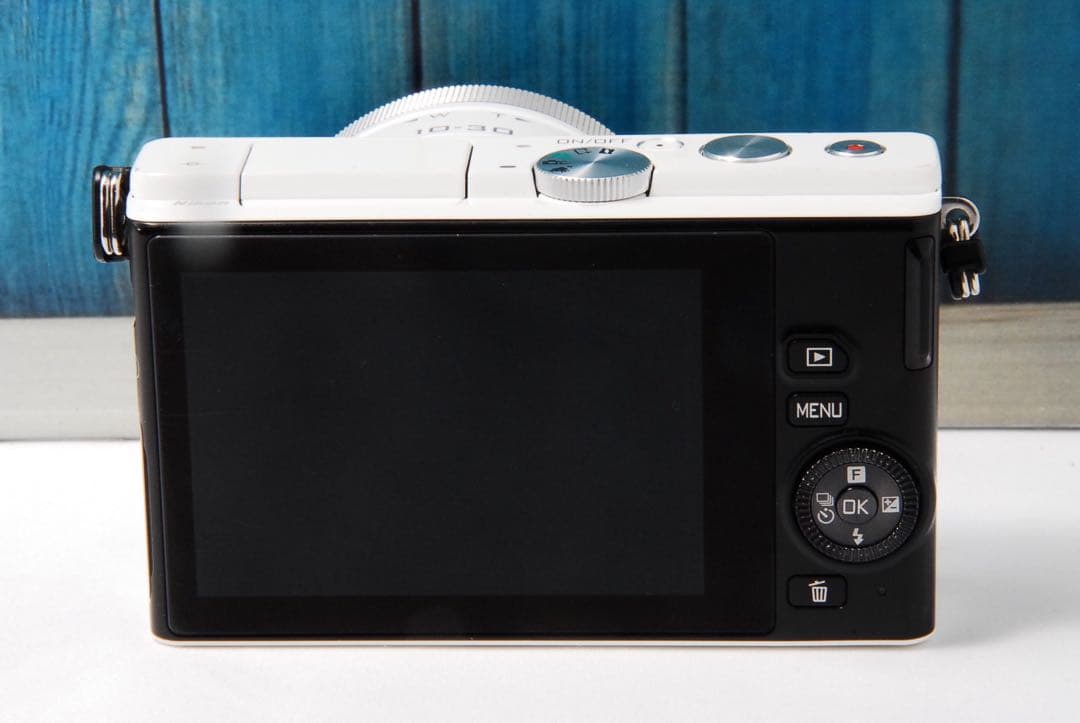 【返品保証】Nikon1 J4 標準レンズキットニコン Wi-Fi ホワイト