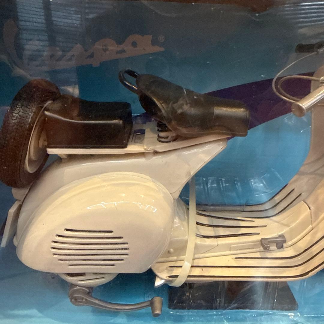 No421.ニューレイ ベスパ 150VL 1Tスクーター 1/6スケール