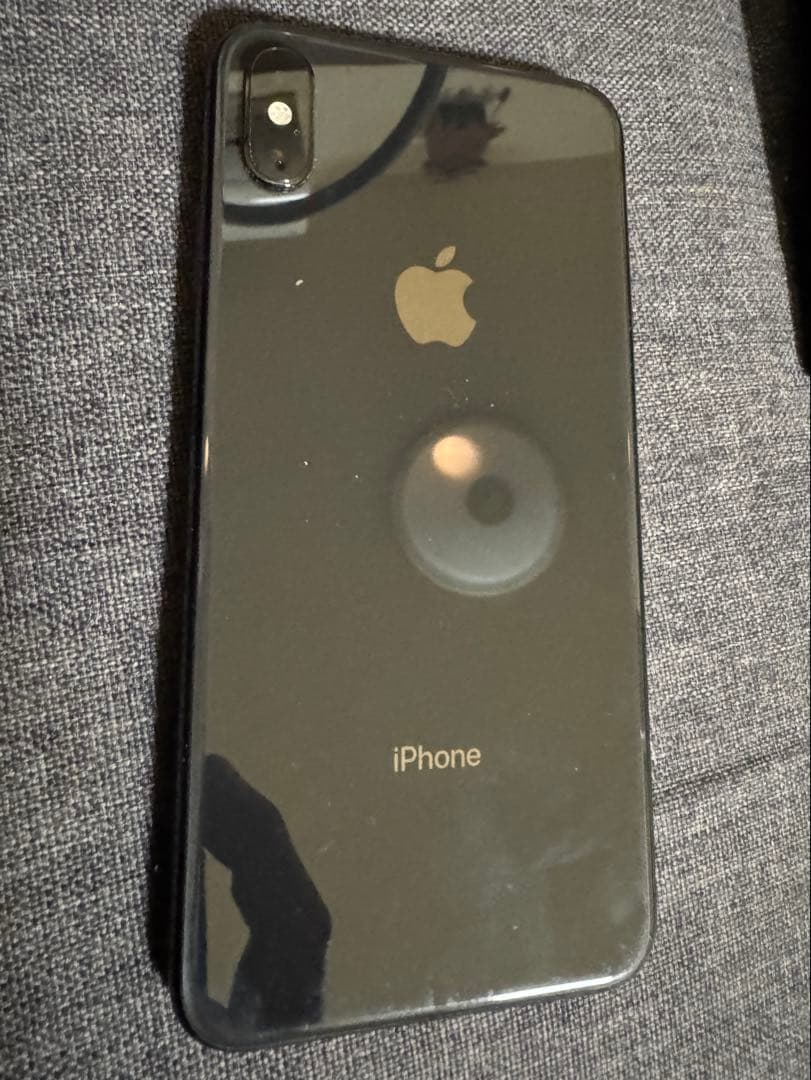 S*t様 iPhoneXs Max 256GB SIMフリー 画面ひび割れバッテ