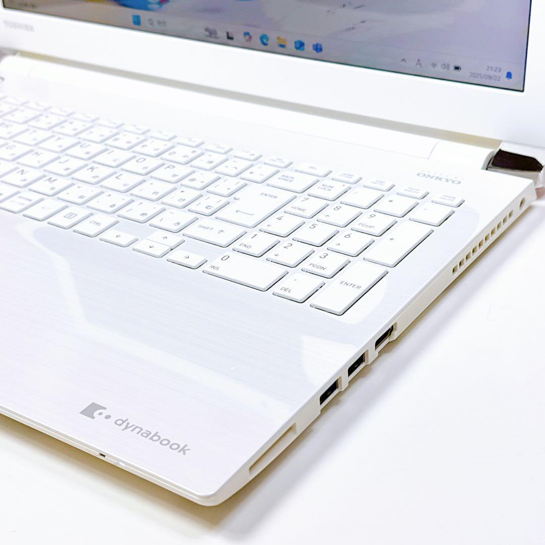 新品高速SSD✨ノートパソコン windows11 カメラ オフィス 薄型 綺麗