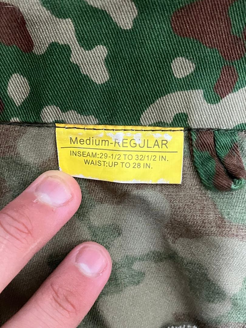 自衛隊装備サバゲーレプリカ2型ベスト　迷彩服　ヘルメットレプリカ