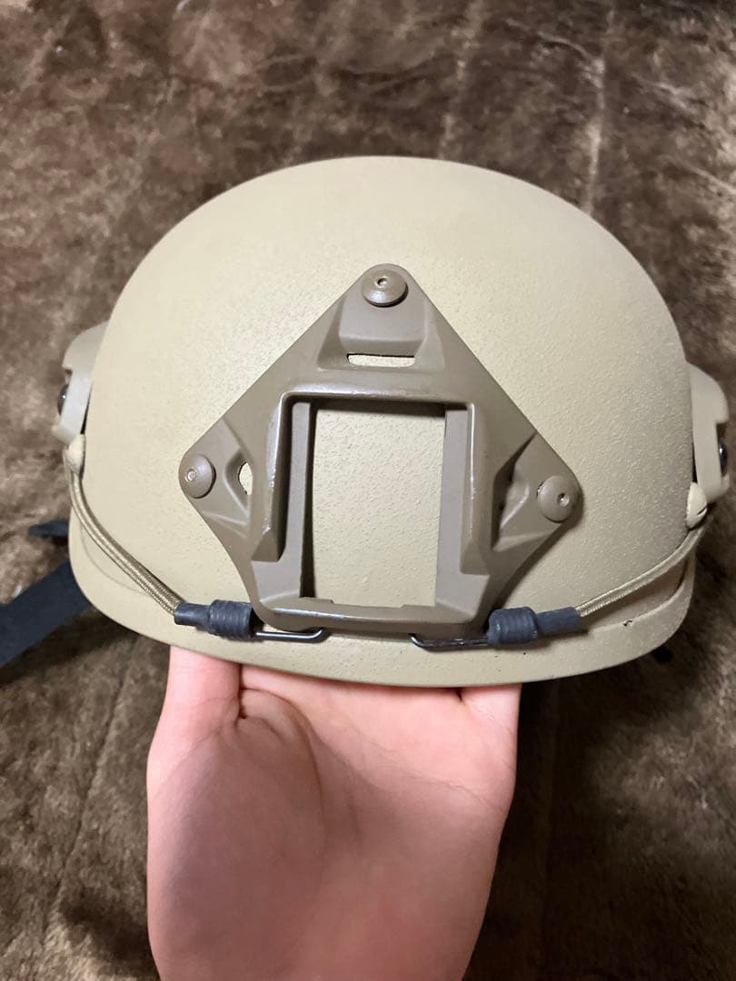 自衛隊装備サバゲーレプリカ2型ベスト　迷彩服　ヘルメットレプリカ