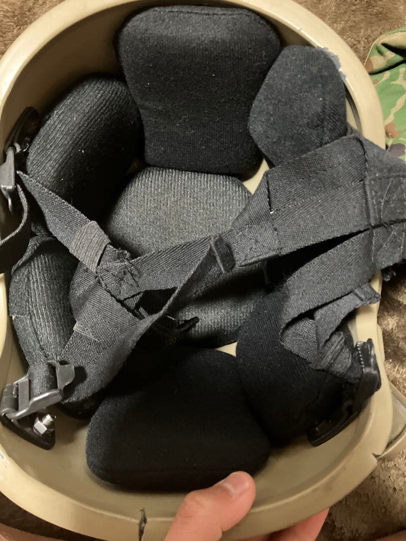 自衛隊装備サバゲーレプリカ2型ベスト　迷彩服　ヘルメットレプリカ