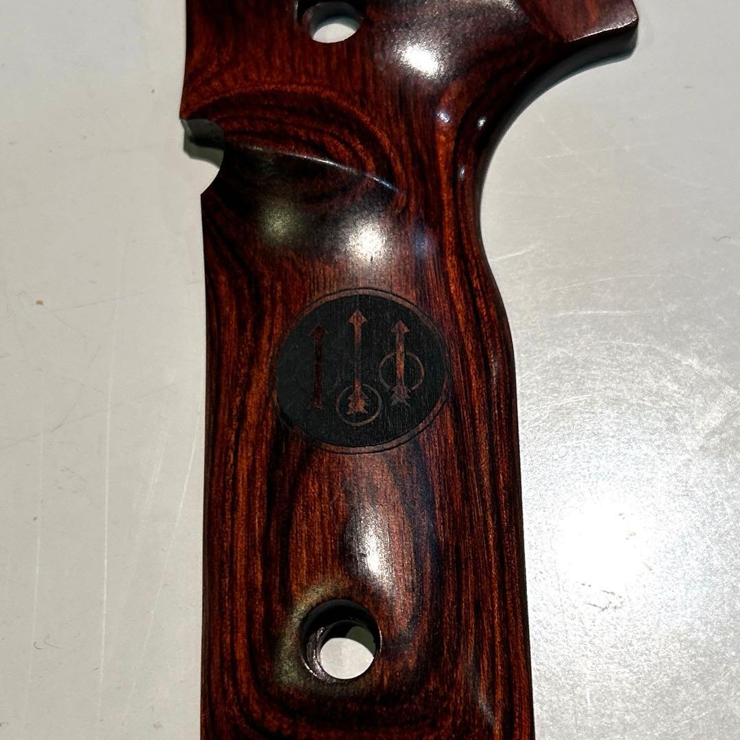 ベレッタ　M8000 クルーガー用　実物　木製グリップ