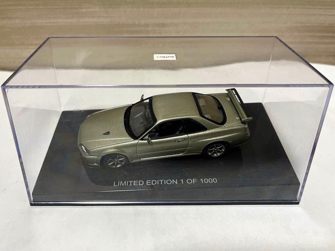 AUTOart 1/43スカイライン R34 GT-R VスペックII Nur