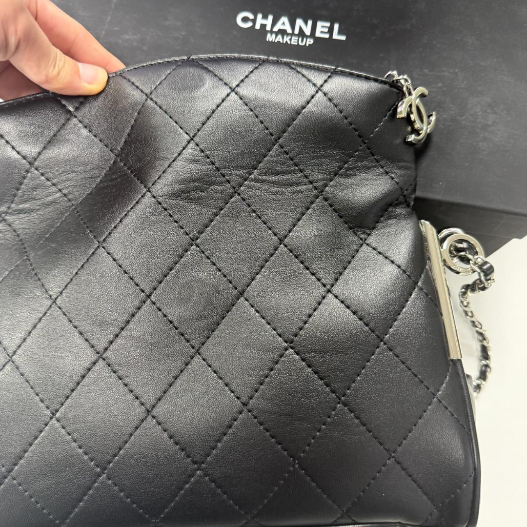 大人気 ✨美品✨ブラック レザー ショルダーバッグsf