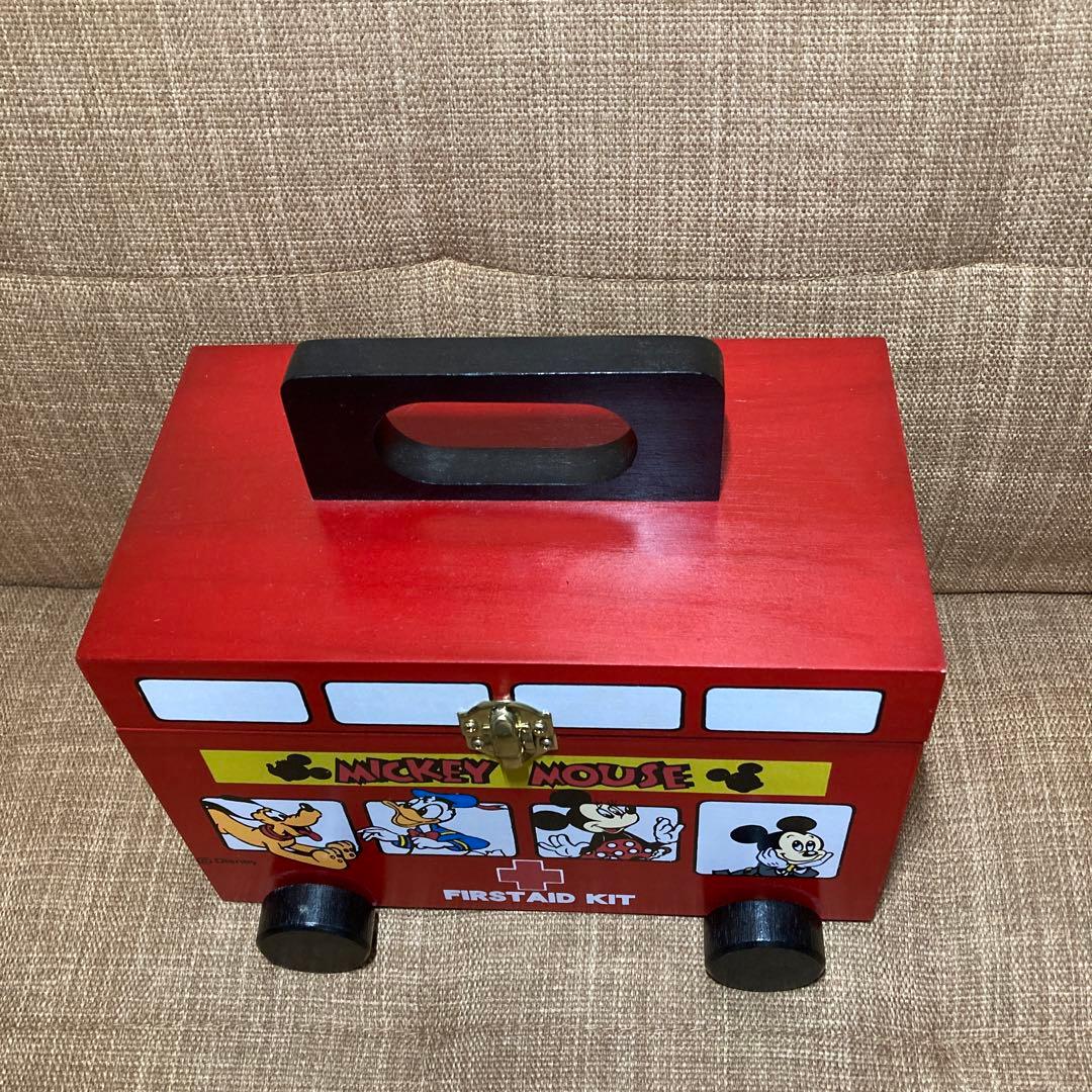Disney ミッキーマウス　木製　救急箱　ヴィンテージ
