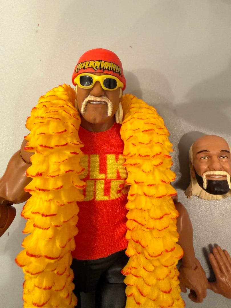 Hulk Hogan フィギュア WWE