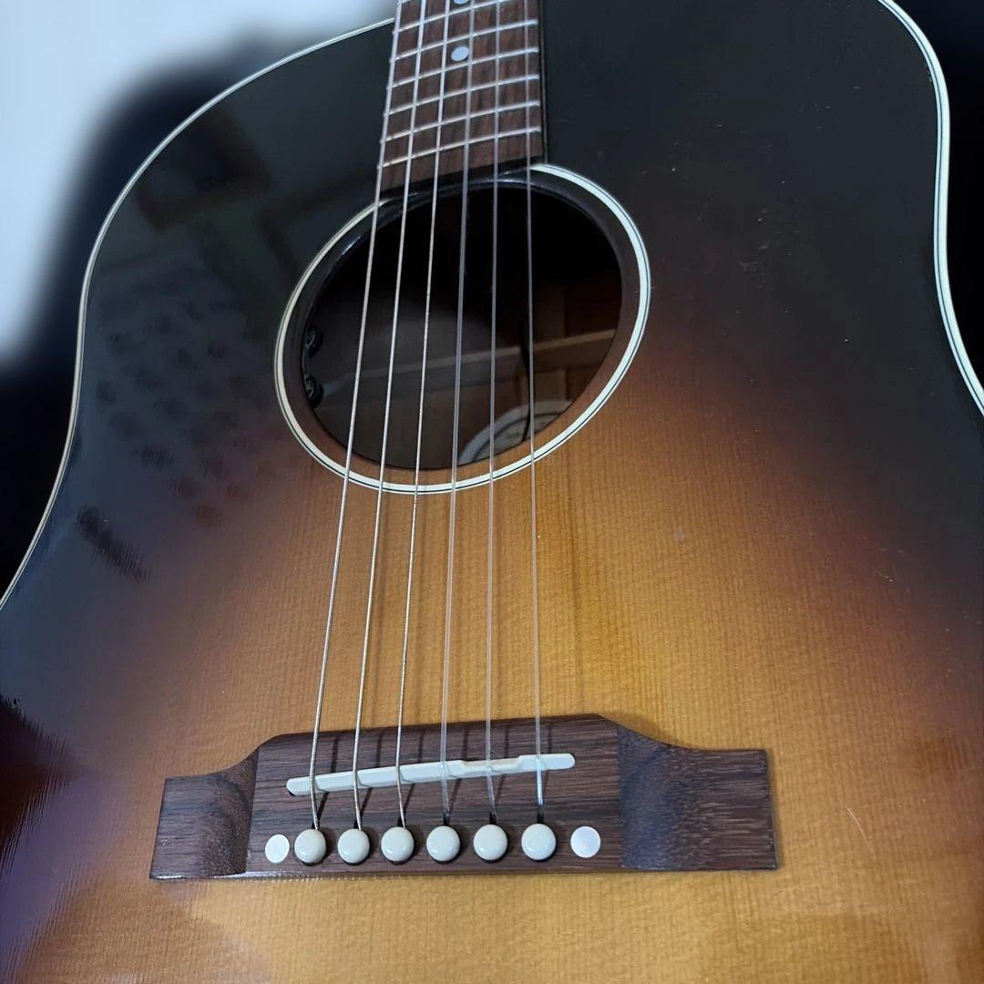 ギブソンJ-45 Standard 2016 サンバースト？