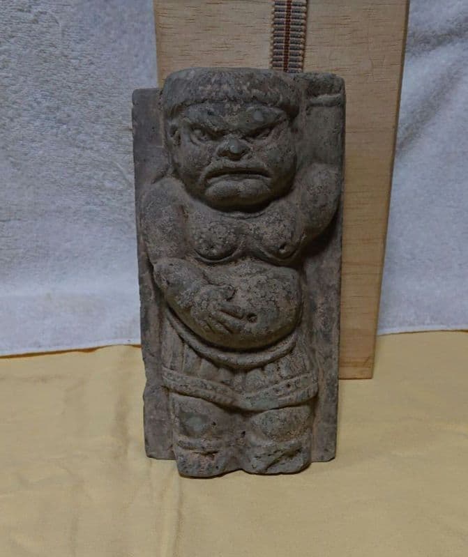 力士像のオブジェT182