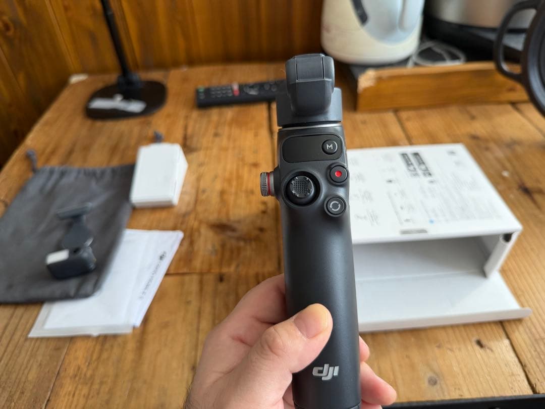 【シリーズ最新作】DJI Osmo Mobile 8 追加アクセサリーなし