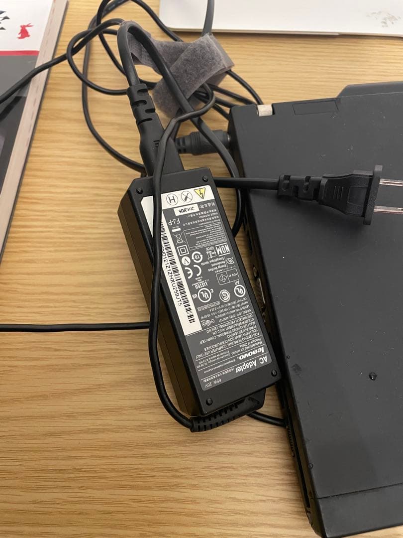 thinkpad x201 (初期化済み、充電器つき)