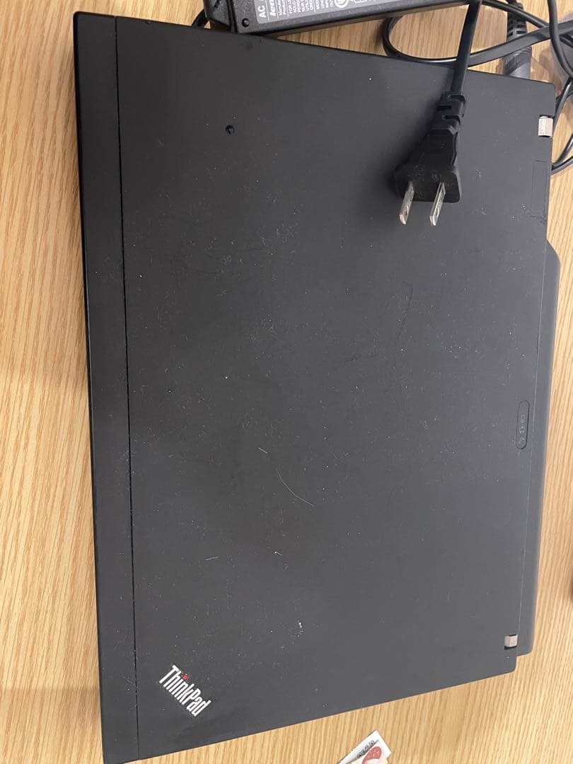 thinkpad x201 (初期化済み、充電器つき)