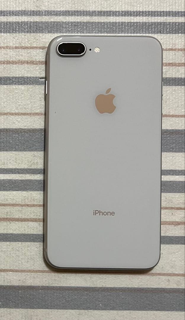 スマートフォン本体 iPhone 8 Plus 64GB