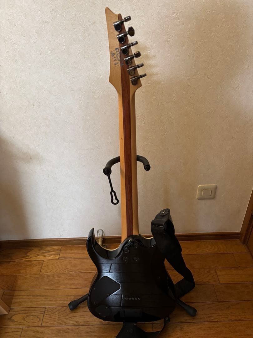 Ibanez ブラック エレキギター
