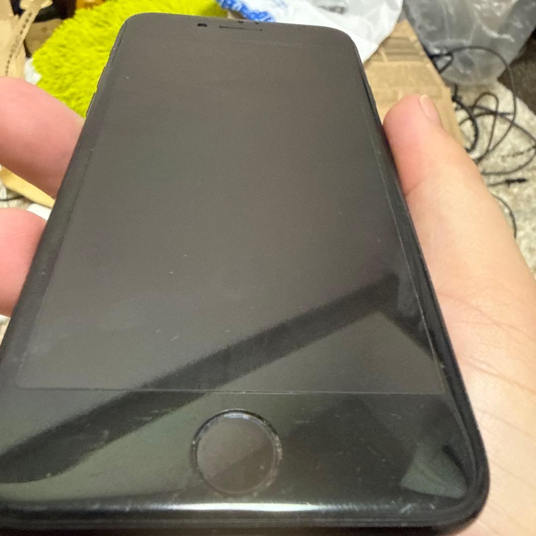 Apple iPhone 7 128GB A1779 ブラック 美品中古品