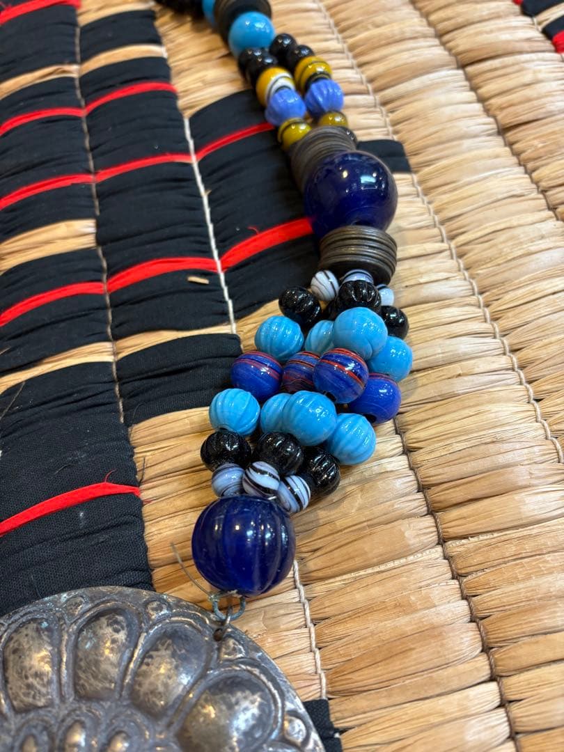 アイヌ　タマサイ　シトキ付き　ガラス玉　アイヌ玉　トンボ玉