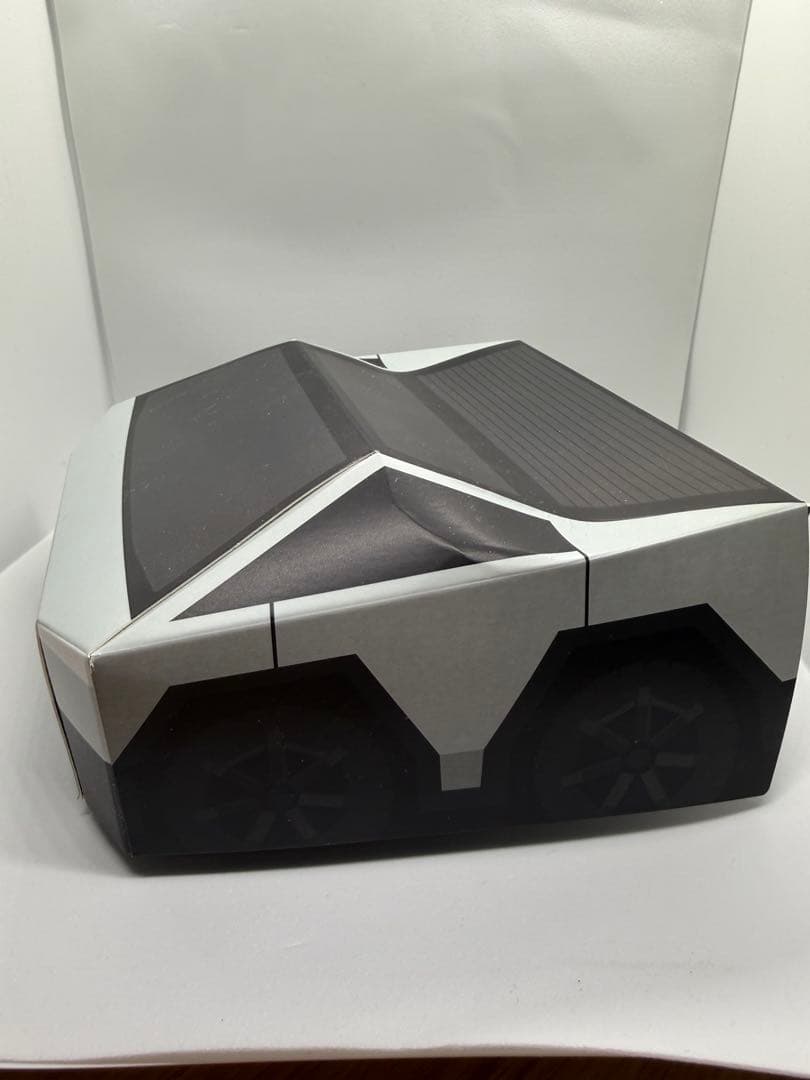 Tesla トートバッグ ミニカー ス ハンバーガーケース（未使用） 帽子