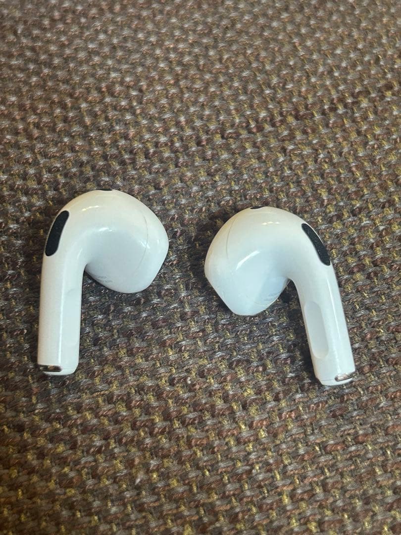 Apple AirPods (第3世代) 本体+充電ケース+箱付き