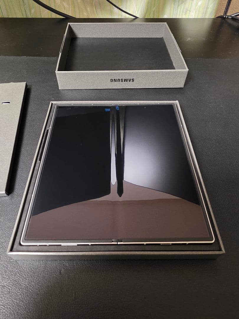 Galaxy Z Fold7 シルバーシャドウ 512GB SIMフリー 国内版