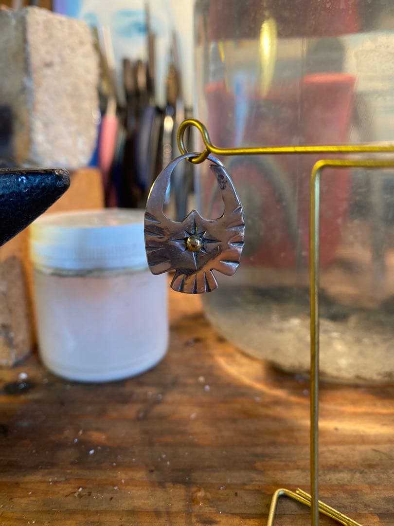 ハンドメイド ピアス　イーグル　左右セット