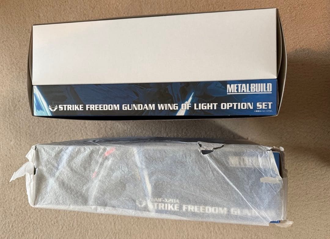 新品・未開封　メタルビルド ストライクフリーダム＆光の翼