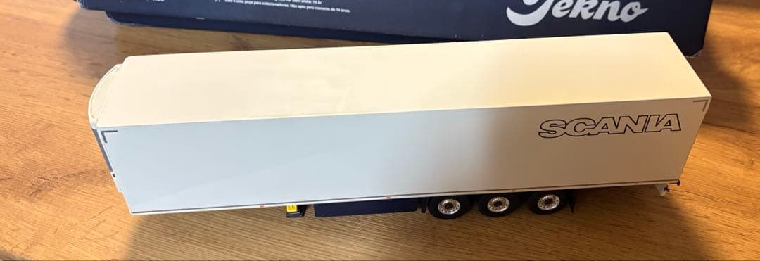 SCANIA TOPLINE 1/50 ロングトレーラー