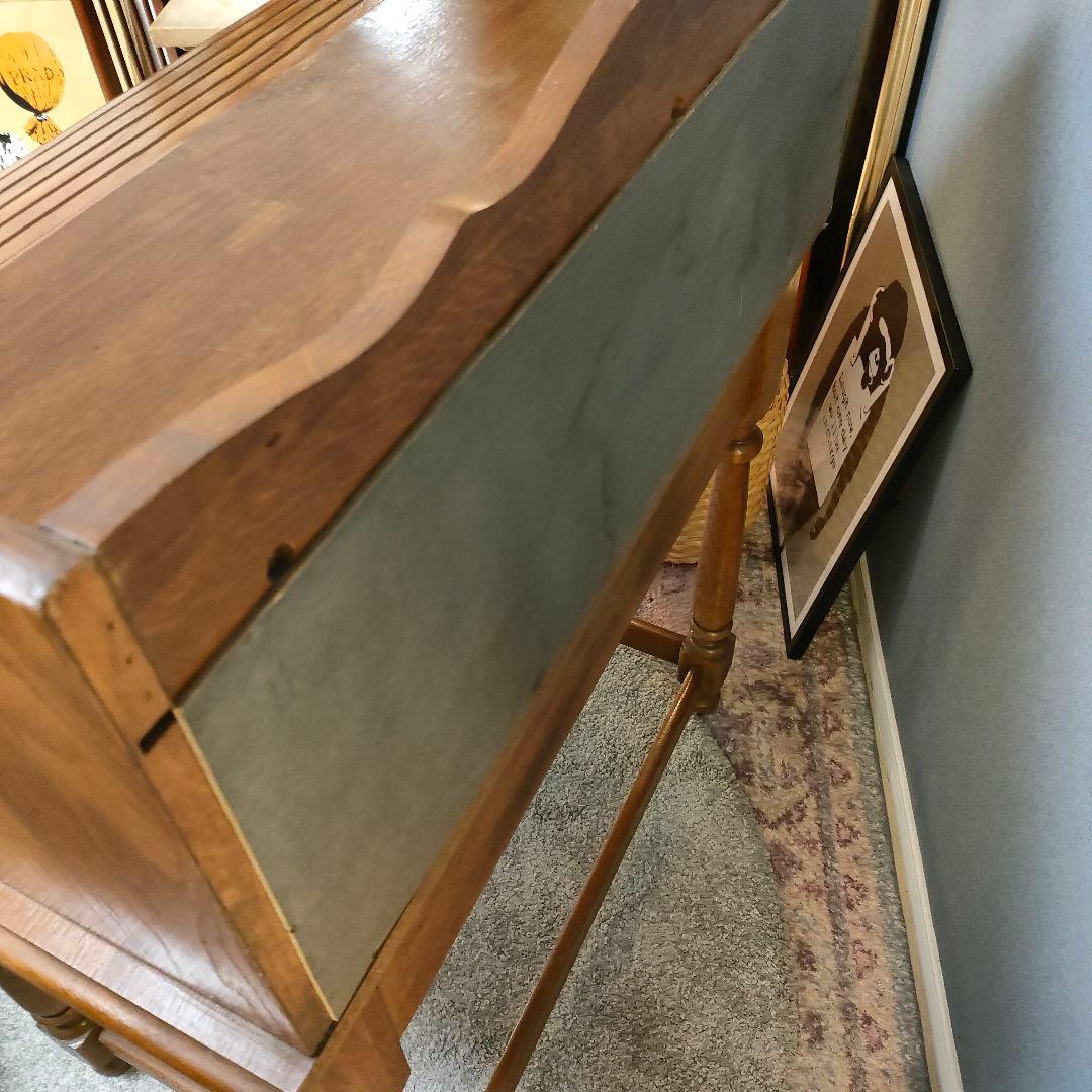 アンティーク・ロールトップデスク(蛇腹) 開閉式スライドシャッター