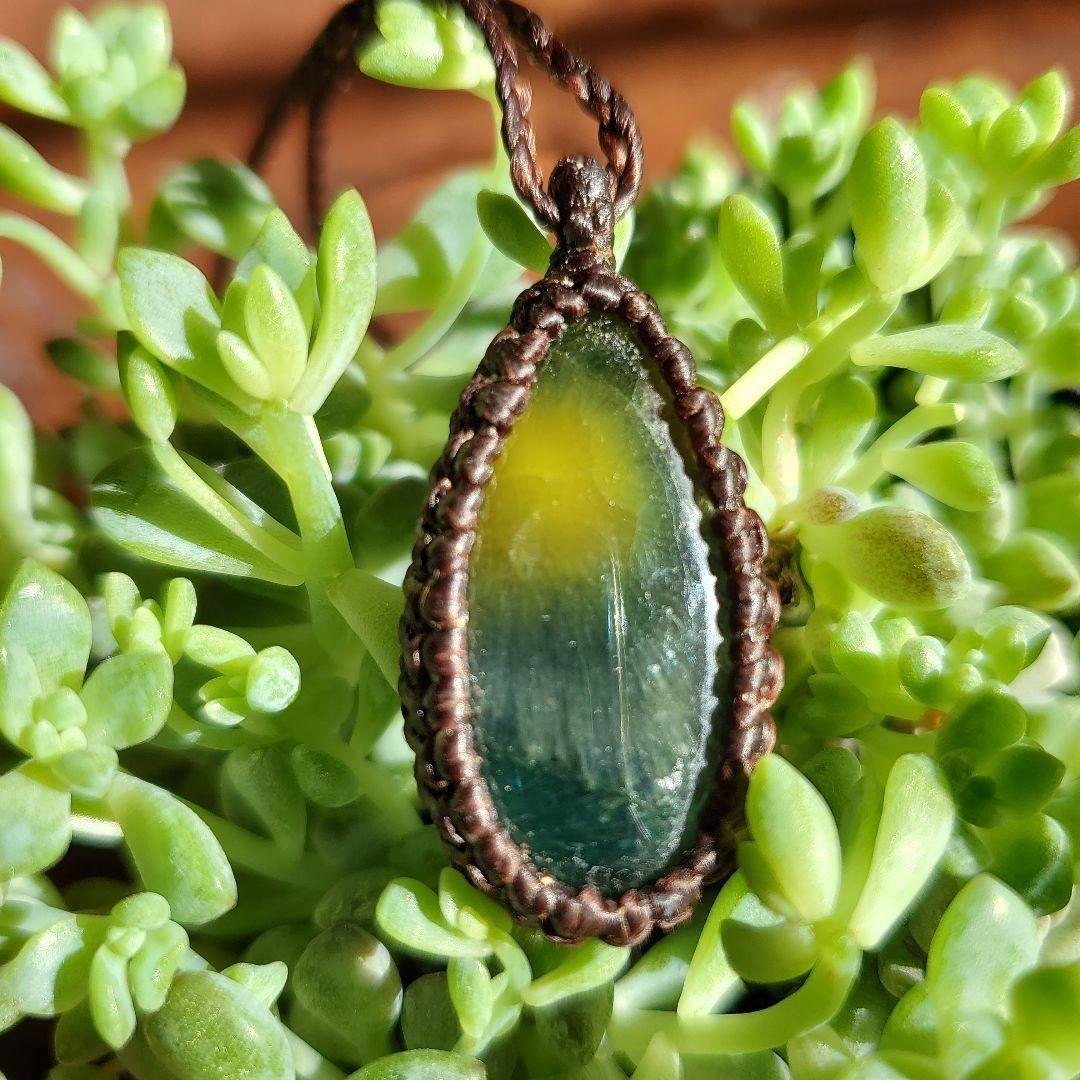 ウェーベライト（Wavellite）　アーカンソー産２マクラメペンダント