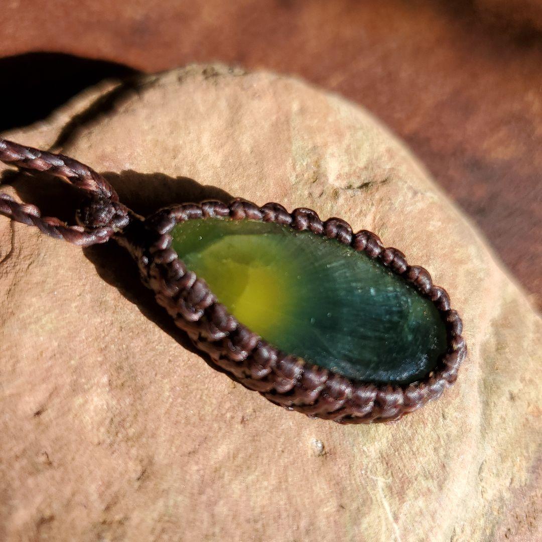 ウェーベライト（Wavellite）　アーカンソー産２マクラメペンダント