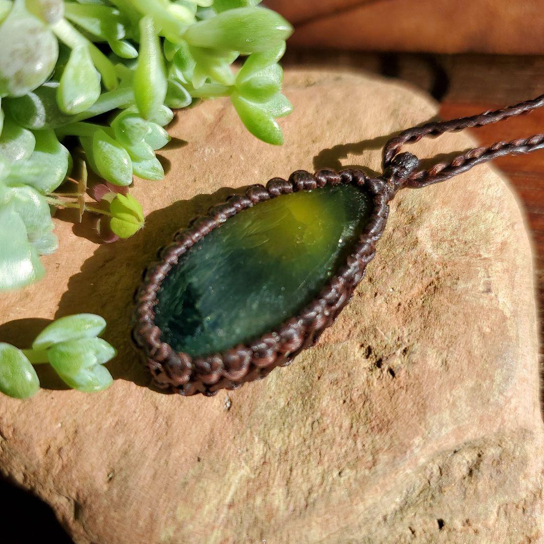 ウェーベライト（Wavellite）　アーカンソー産２マクラメペンダント