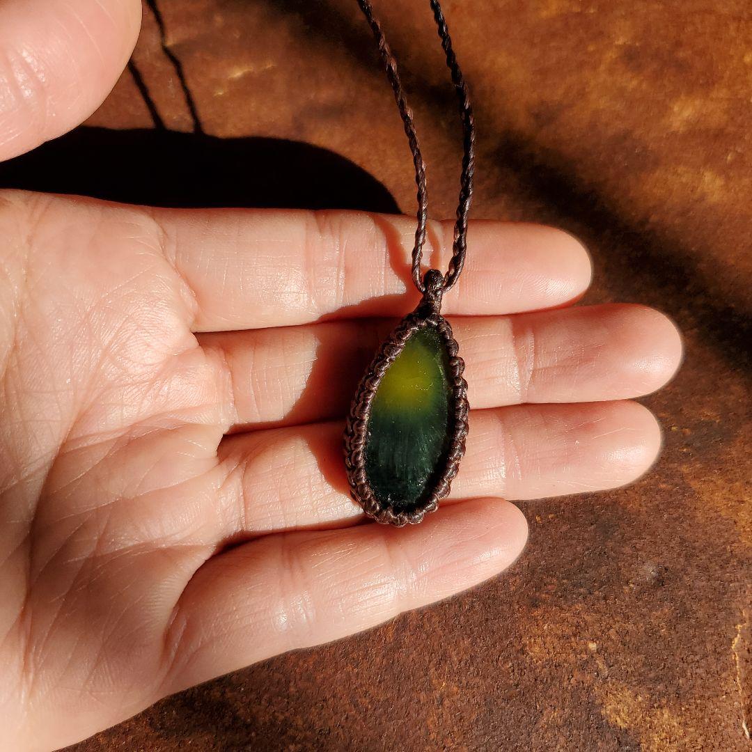 ウェーベライト（Wavellite）　アーカンソー産２マクラメペンダント