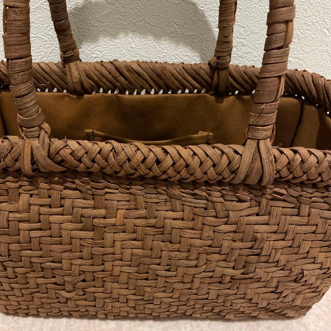 手提げカバン(手作り) 葡萄の木の皮を使用