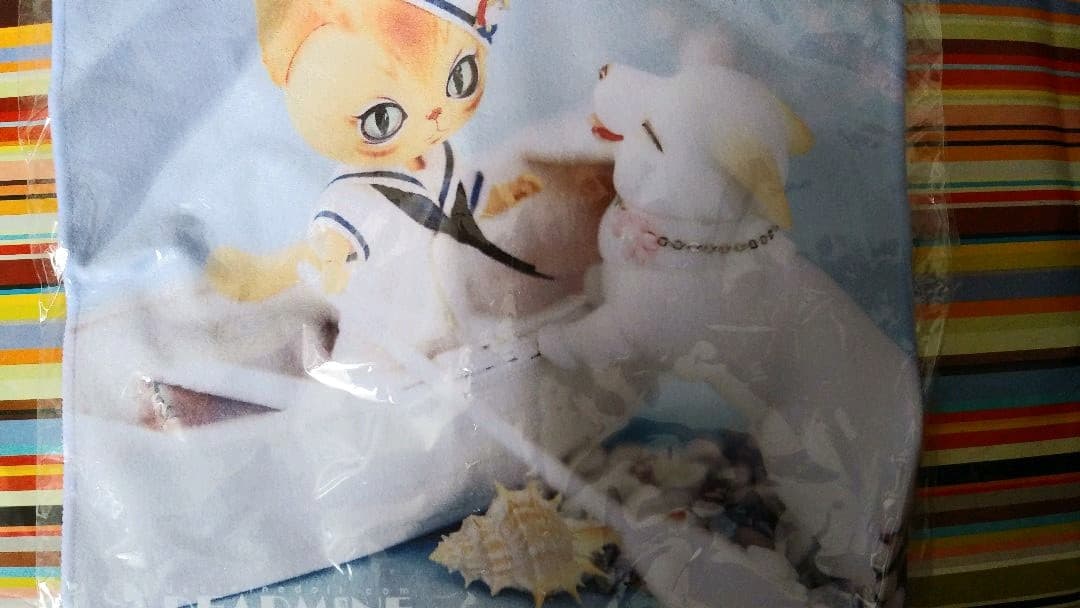 ￥期間限定　値下げ交渉可￥　キャストドール（ハンカチ、ポストカード付）