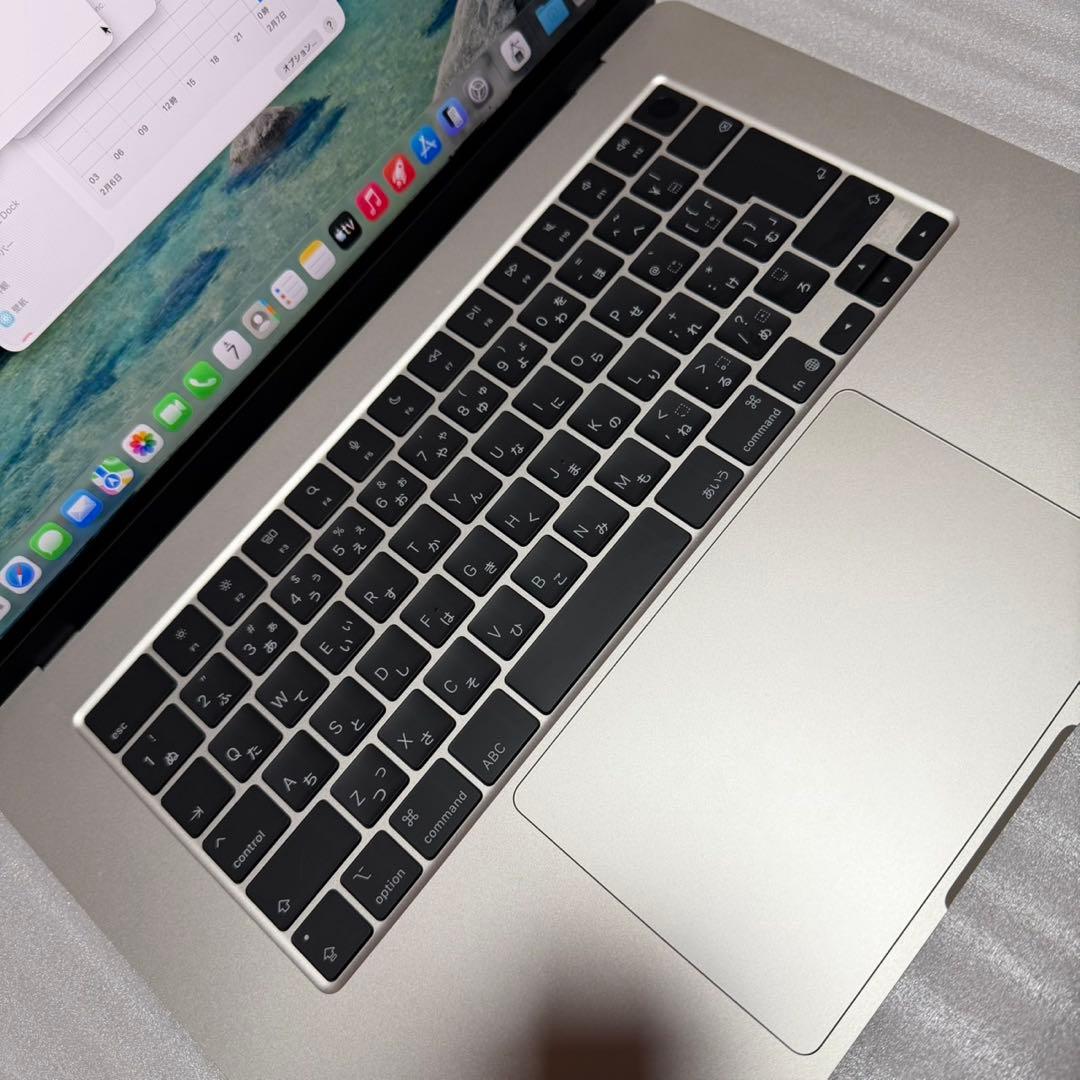 あ*号様 MacBook Air M4 15インチ 16GB/512GB シルバ