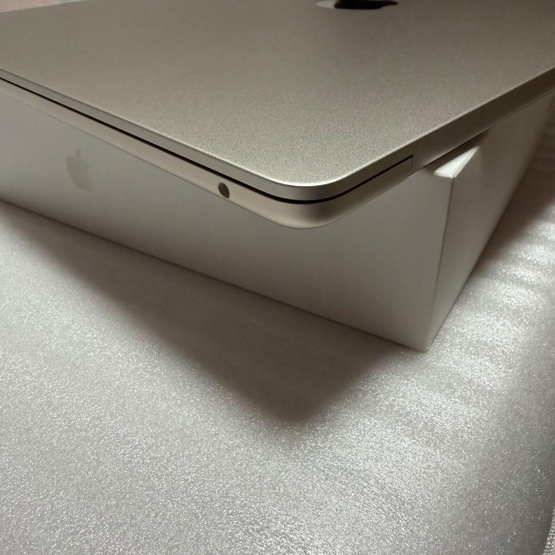 あ*号様 MacBook Air M4 15インチ 16GB/512GB シルバ