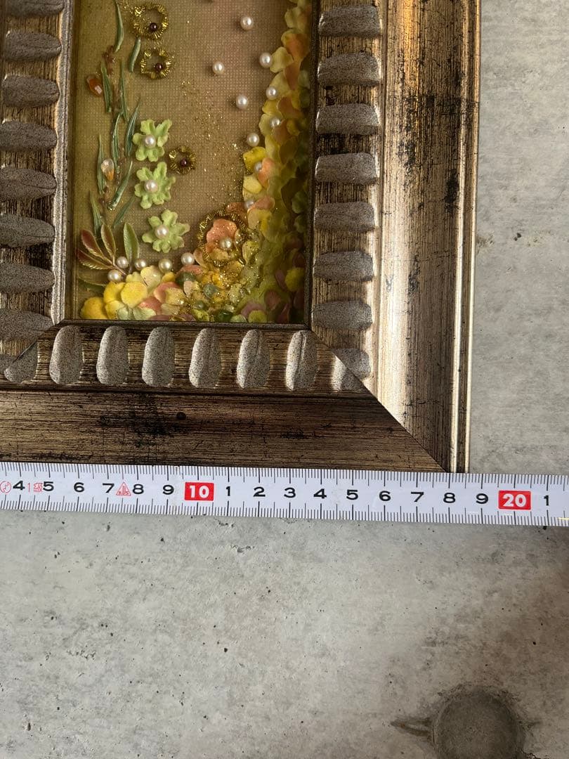 花とパールの装飾アートフレーム